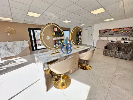 superbe salon de coiffure neuf de 90m² avec aquabike et parkings - marseillan