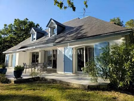 vente maison à carnac (56340) : à vendre / 222m² carnac