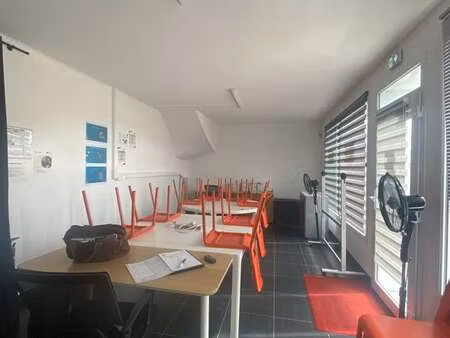 location bureaux et commerces à blain (44130) : à louer / 42m² blain