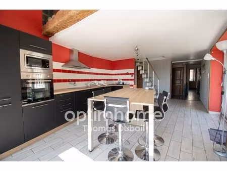 maison mitoyenne avec grand potentiel à maroilles  proche centre