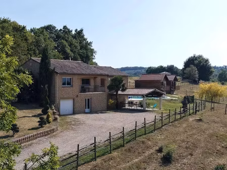 vente maison 8 pièces 250 m² à saint-marcellin (38160)  899 000 €