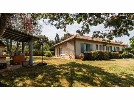 maison a vendre individuelle plain pied piscine 24700 24410