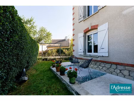 vente maison 7 pièces  223.16m²  pévy