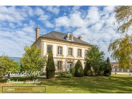 maison de luxe à vendre à autheuil-authouillet