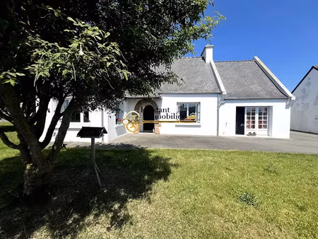 vente maison 6 pièces 92 m² à santec (29250)  327 825 €
