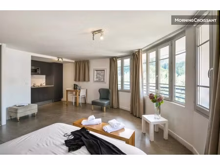 location meublée appartement 1 pièce 21 m² à lourdes (65100)  555 €