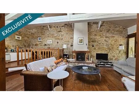 maison 191m2 - 4 chambres - piscine - 4000m2 de terrain