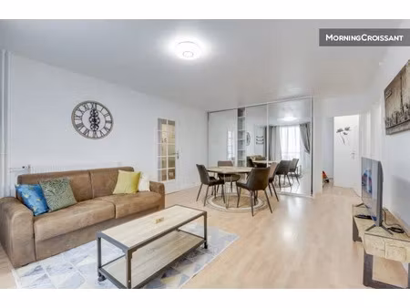 location meublée appartement 4 pièces 81 m² à saint-germain-en-laye (78100)  3 712 €