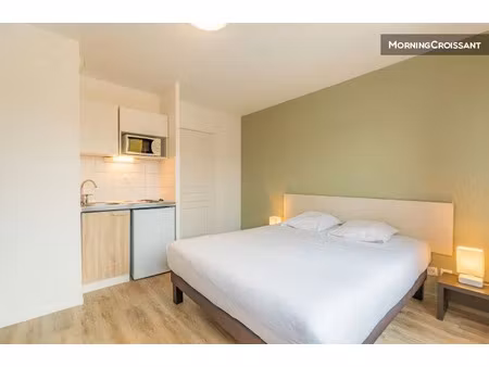 location meublée appartement 1 pièce 18 m² à bourg-en-bresse (01000)  750 €