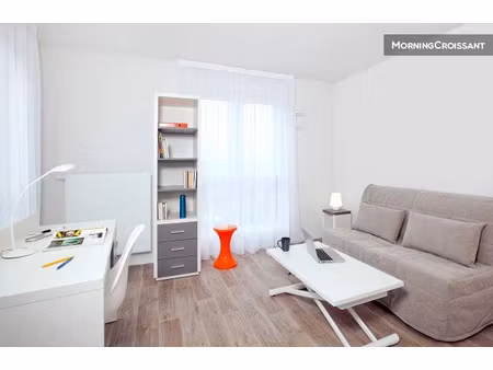 location meublée appartement 1 pièce 19 m² à le petit-quevilly (76140)  750 €