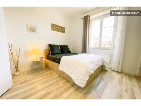 location meublée appartement 1 pièce 16 m² à saint-martin-le-vinoux (38950)  715 €