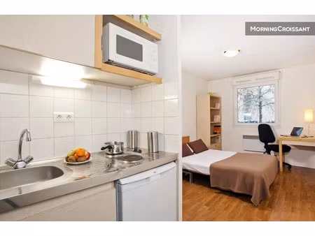 location meublée appartement 1 pièce 19 m² à sotteville-les-rouen (76300)  750 €