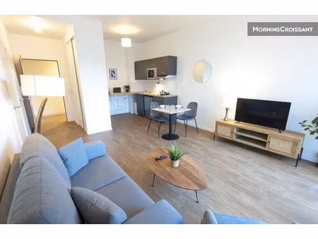 location meublée appartement 2 pièces 40 m² à montivilliers (76290)  1 190 €