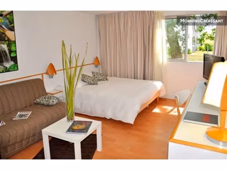 location meublée appartement 1 pièce 25 m² à caudan (56850)  1 147 €