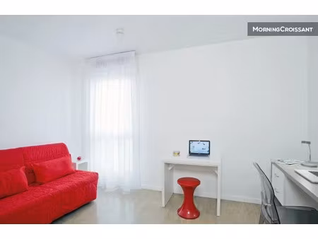 location meublée appartement 1 pièce 20 m² à ivry-sur-seine (94200)  1 050 €