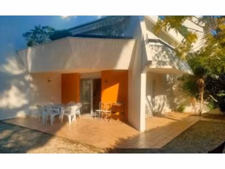 location meublée appartement 2 pièces 31 m² à la grande-motte (34280)  950 €