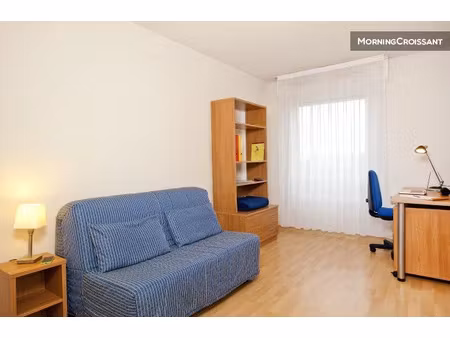 location meublée appartement 1 pièce 20 m² à vincennes (94300)  1 050 €