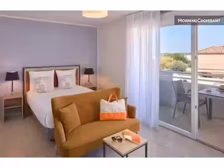 location meublée appartement 1 pièce 29 m² à meze (34140)  1 200 €