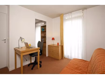 location meublée appartement 2 pièces 26 m² à ivry-sur-seine (94200)  1 320 €