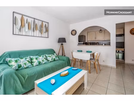 location meublée appartement 3 pièces 57 m² à cannes la bocca (06150)  1 781 €