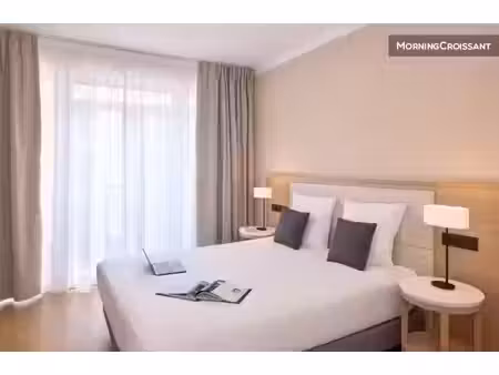 location meublée appartement 2 pièces 34 m² à chessy (77700)  2 040 €