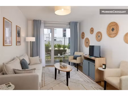 location meublée appartement 2 pièces 45 m² à laxou (54520)  1 500 €