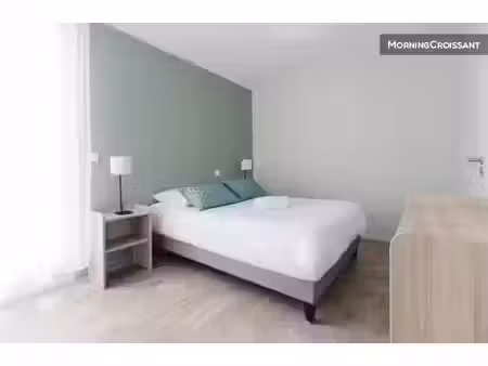 location meublée appartement 2 pièces 44 m² à quiberon (56170)  1 410 €