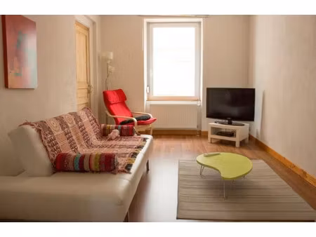 location meublée appartement 2 pièces 48 m² à saint-louis (68300)  1 700 €