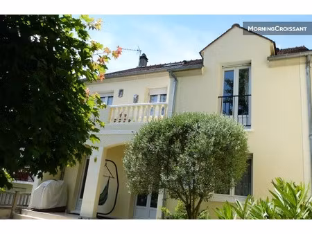 location meublée appartement 3 pièces 65 m² à houilles (78800)  2 100 €