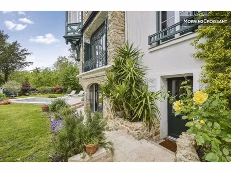 location locaux professionnels 35 m² à chennevieres-sur-marne (94430)  1 305 €