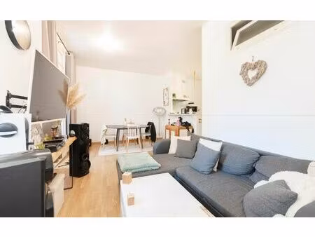 immeuble larrivière-saint-savin m² t-6 à vendre  224 500 €