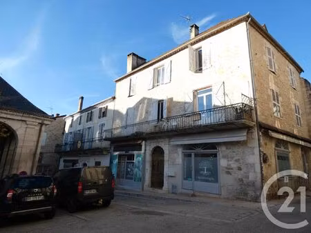 location appartement 2 pièces 28m² souillac 46200