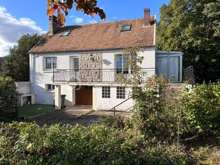 maison traditionnelle de 99 m² à fontaine-la-gaillarde