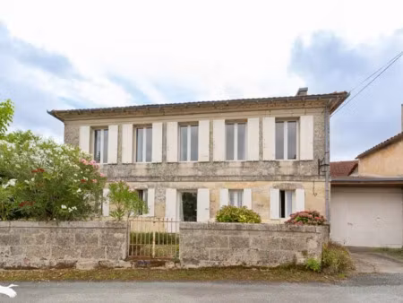 vente maison 5 pièces 138 m² à gauriac (33710)  220 920 €