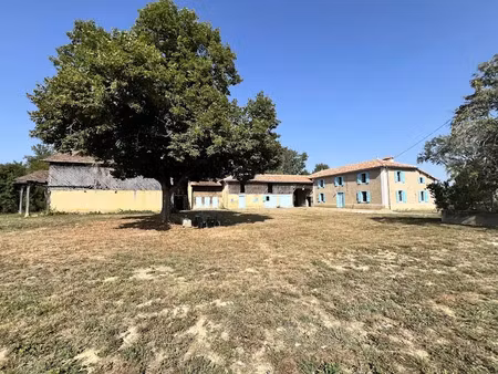 vente maison 6 pièces 175 m² à castelnau-magnoac (65230)  250 000 €