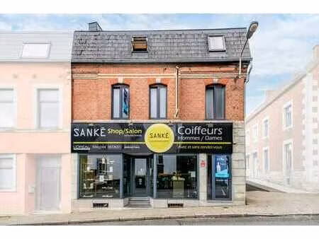 immeuble mixte à rénover avec beau potentiel de rentabilité!