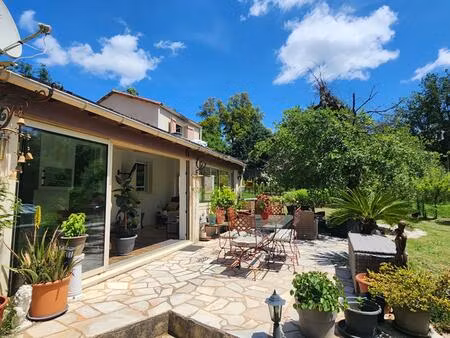 villa bagnols en foret 5 pièces 140 m2- 6000m2 de terrain