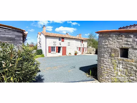 achat maison 8 pièces 202m² st pierre le vieux 85420