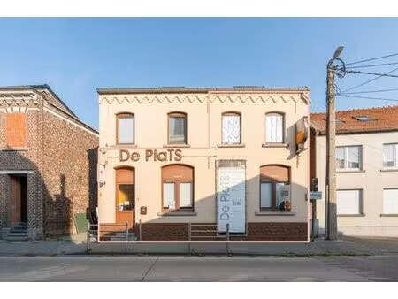 charmant immeuble commercial avec jardin wommersom