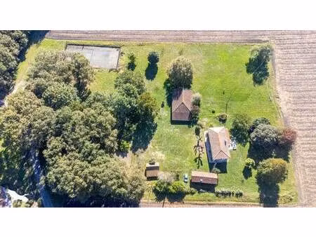 vente maison 9 pièces 240 m² soustons (40140)