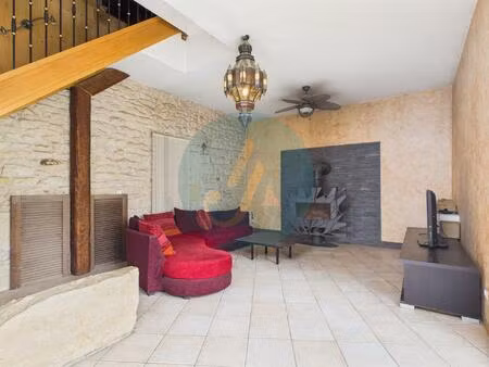 maison de charme  4 chambres et terrain clos à tronsanges