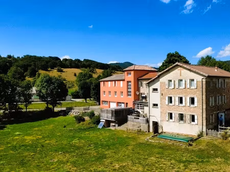 vente maison 20 pièces 800 m² à le chaffal (26190)  570 000 €