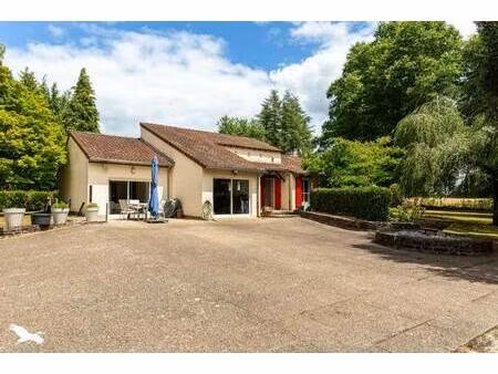 vente maison 5 pièces 131 m² château-chervix (87380)