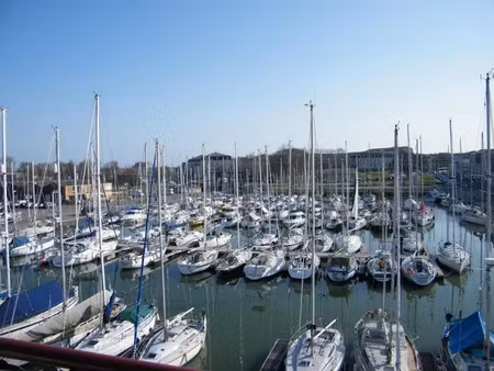 location meublée appartement 1 pièce 22 m² à rochefort (17300)  650 €