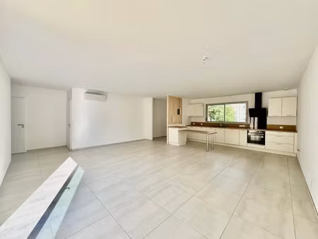 location maison 4 pièces 106 m² à limoges (87000)  1 190 €