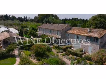 vignoble avec piscine saint-rémy-de-provence (13)