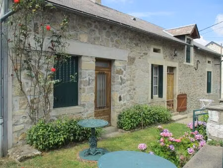 morvan - belle maison en pierre avec jardin et garage