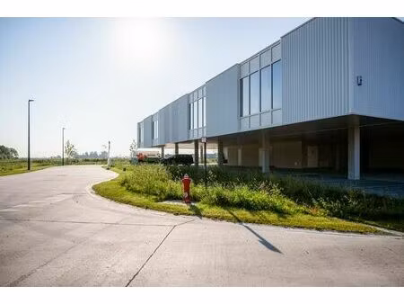 instapklare kantoorruimte (177 m²) te koop in bedrijfspar...