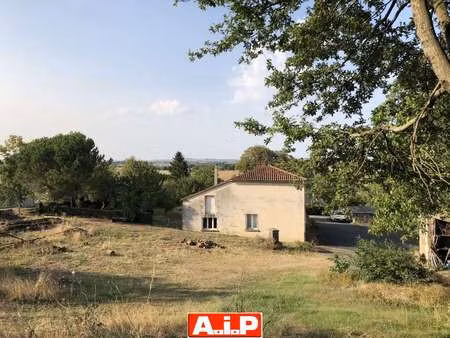 vente maison à bazoges-en-pareds (85390) : à vendre / 168m² bazoges-en-pareds