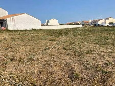 vente terrain à bretignolles-sur-mer (85470) : à vendre / 630m² bretignolles-sur-mer